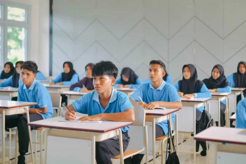 Profil Sekolah SMA: Dari Mana Mulai Agar Tak Sekadar Tempelan?